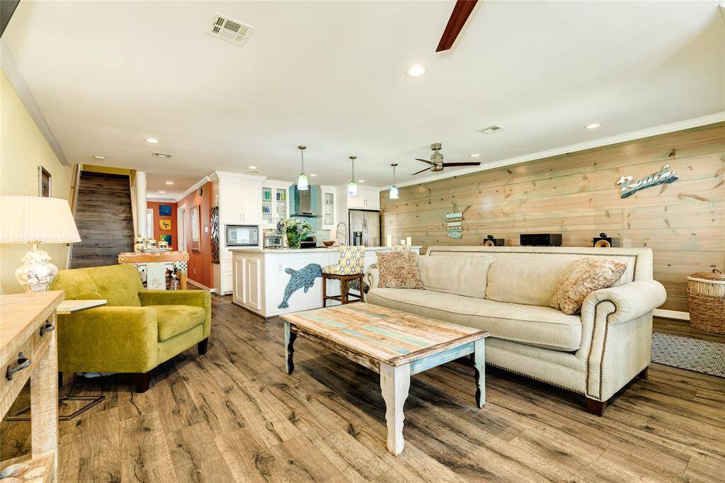 Gorgeous pickled pine accent wall in the living area