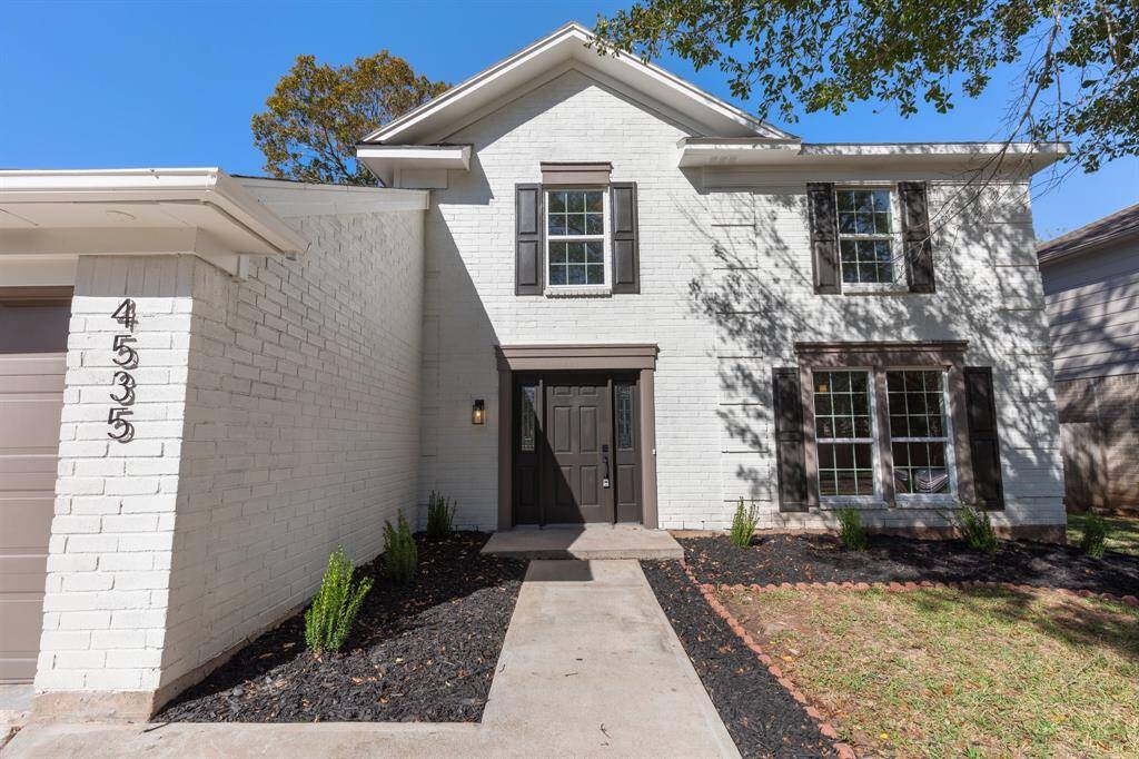 Charming two-story home. Features a spacious two-car garage and a well-maintained front yard with mature trees. Ideal for those seeking a cozy and inviting neighborhood setting.
