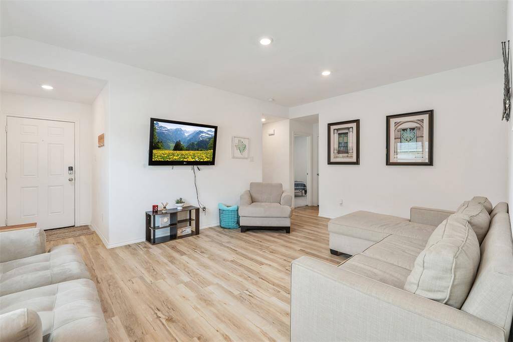 Now let's head back to your living room. Check out light and bright it is in this space.