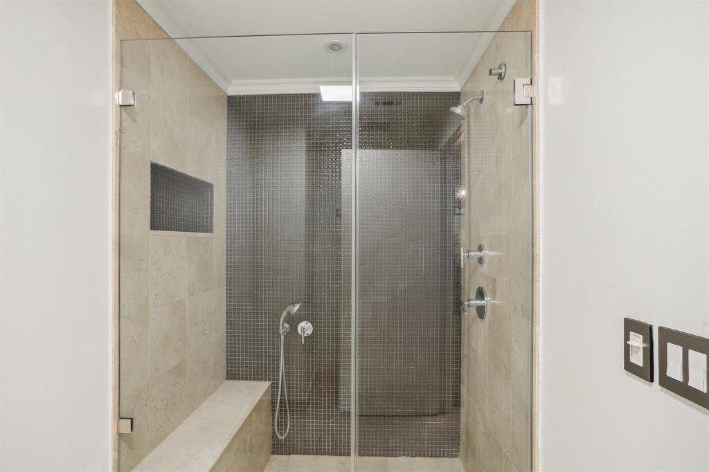 Second full bath in primary