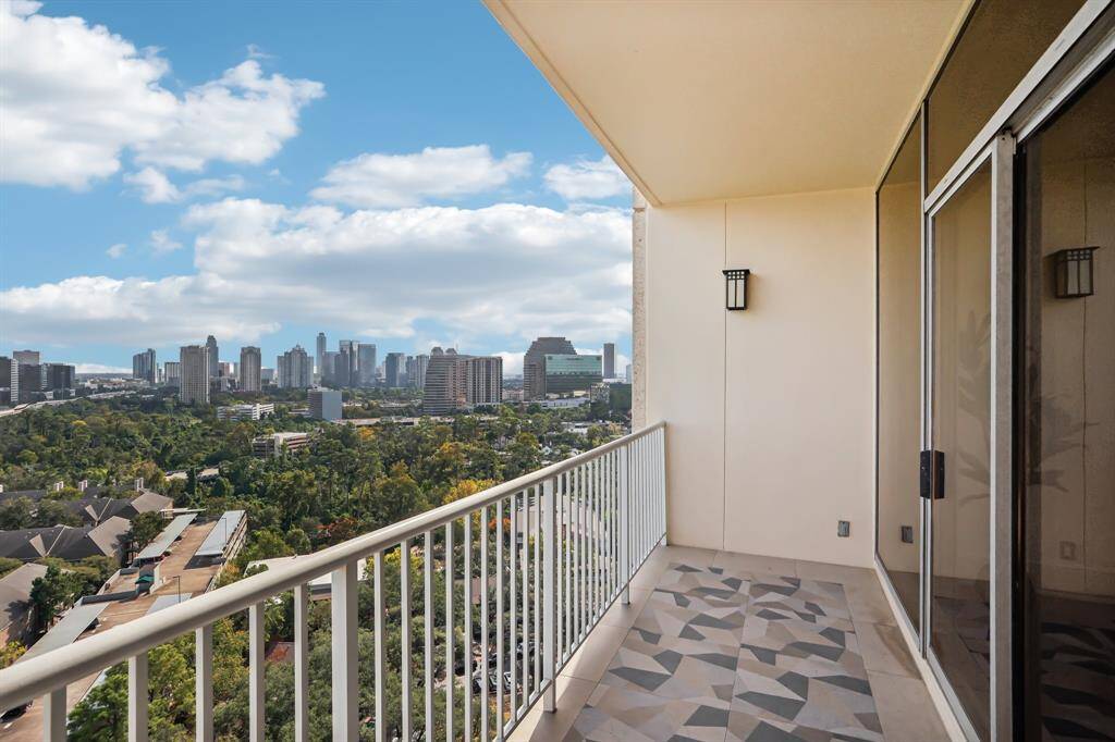 South western facing balcony overlooking the Galleria