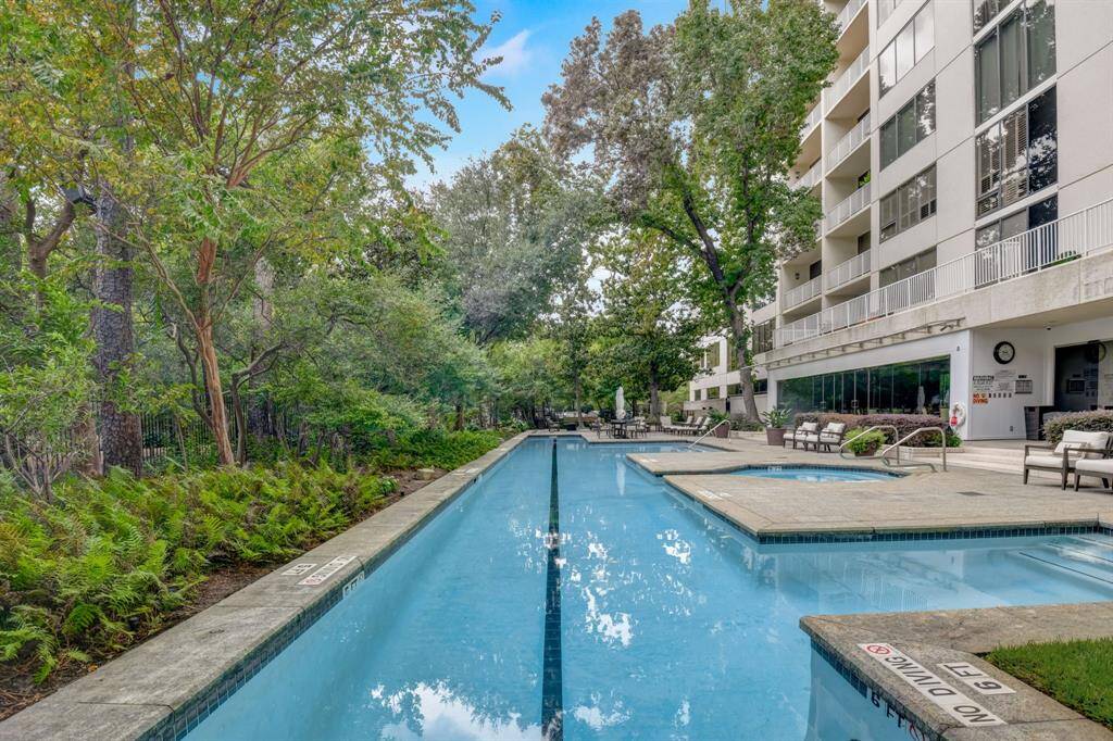 Heated pool