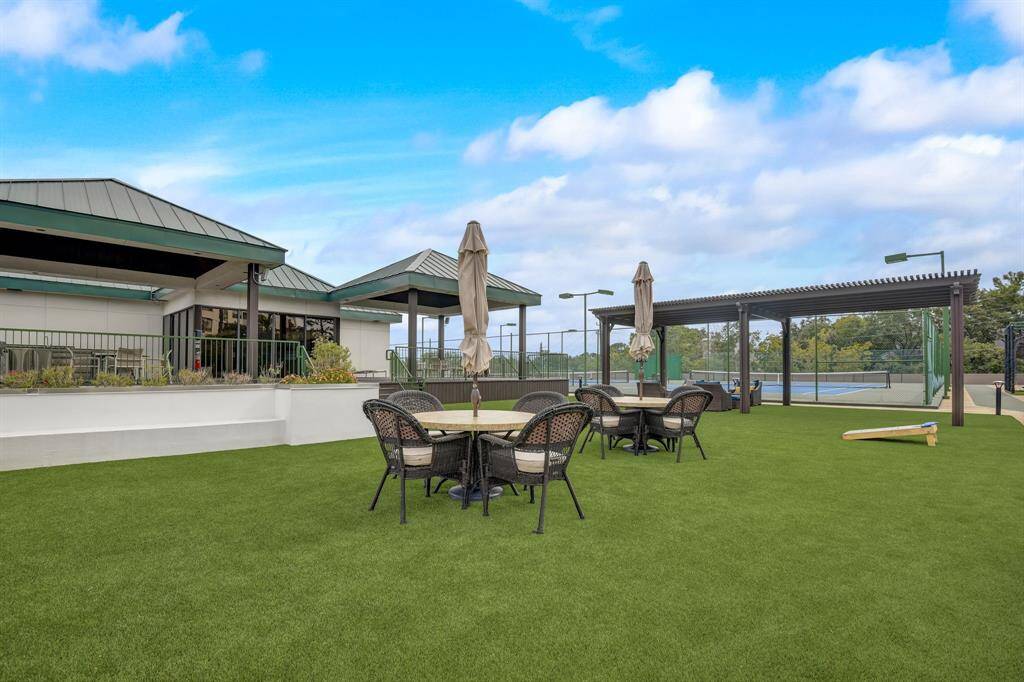 Outdoor recreational area
