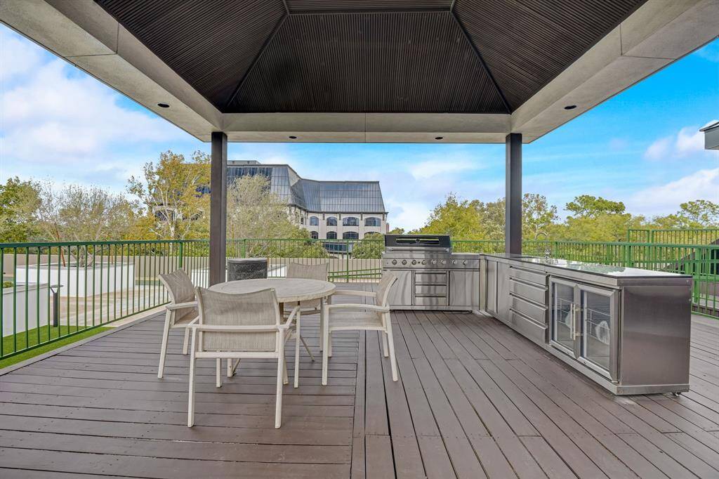 Outdoor patio with grill