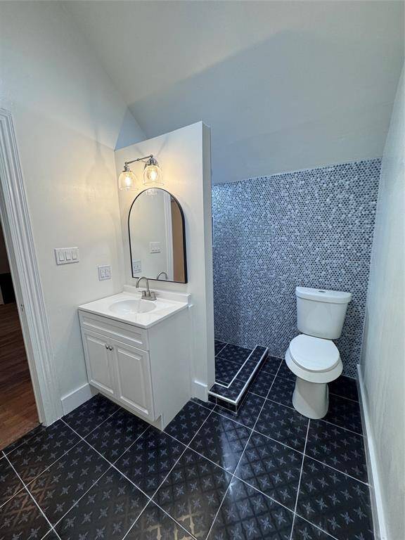 Carriage bathroom