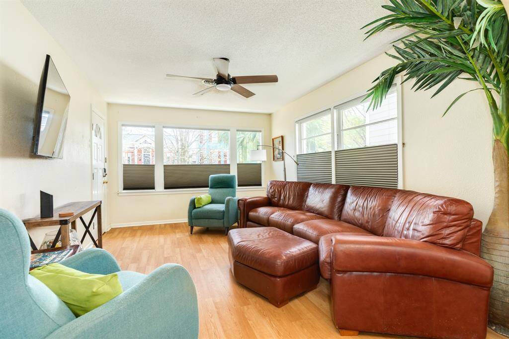 Living area with great lighting