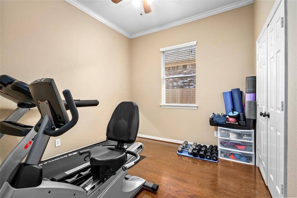 GUEST BEDROOM OR FLEX ROOM