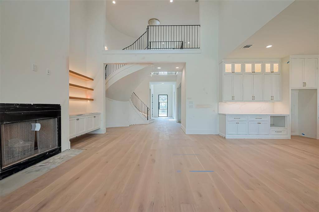 French White Oak wood floor, refinish-able up to three times. Photos as of 03/20/2025.