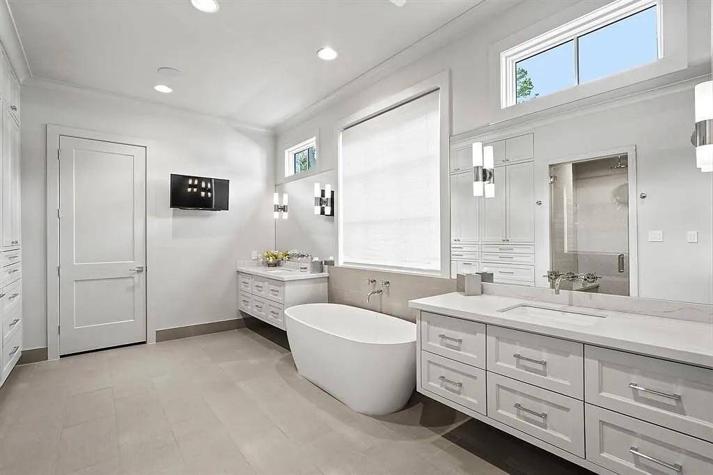 Builder Previous Built Homes "Photo provided by Fonda Higgenbotham, Listing agent"