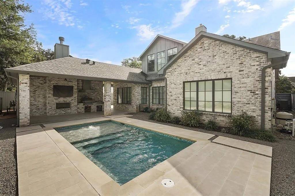 Builder Previous Built Homes "Photo provided by Fonda Higgenbotham, Listing agent"
