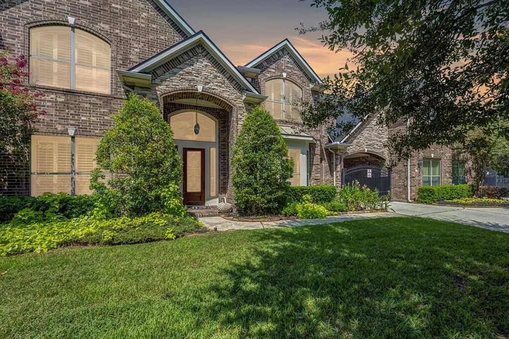 Welcome to 9051 Forest Cliff Court, nestled in the picturesque community of Crighton Woods!