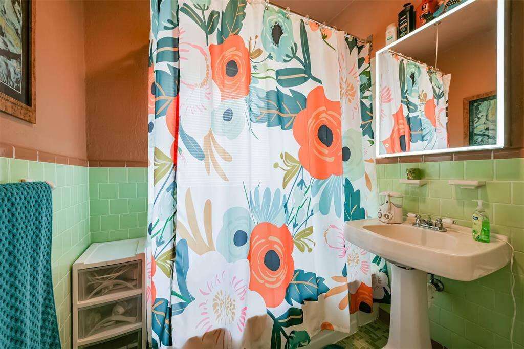 Bathroom 2
