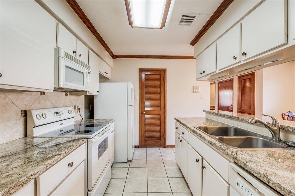 Perfect for hosting gatherings and keeping family connected.