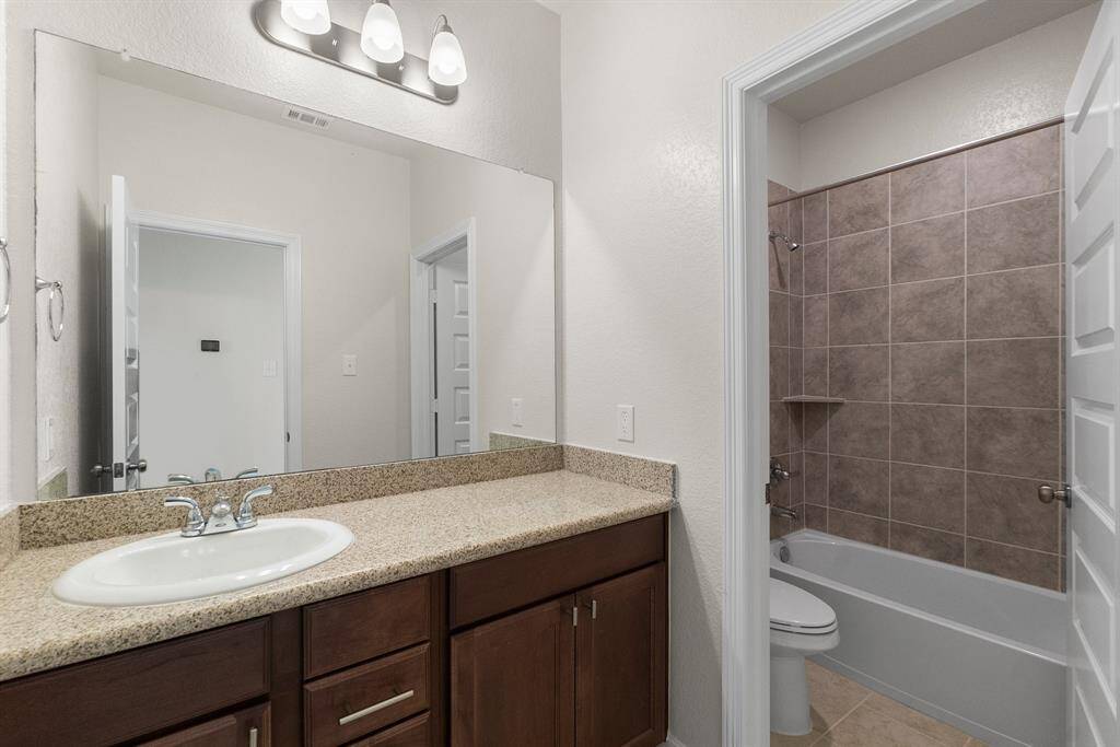 Secondary bathroom