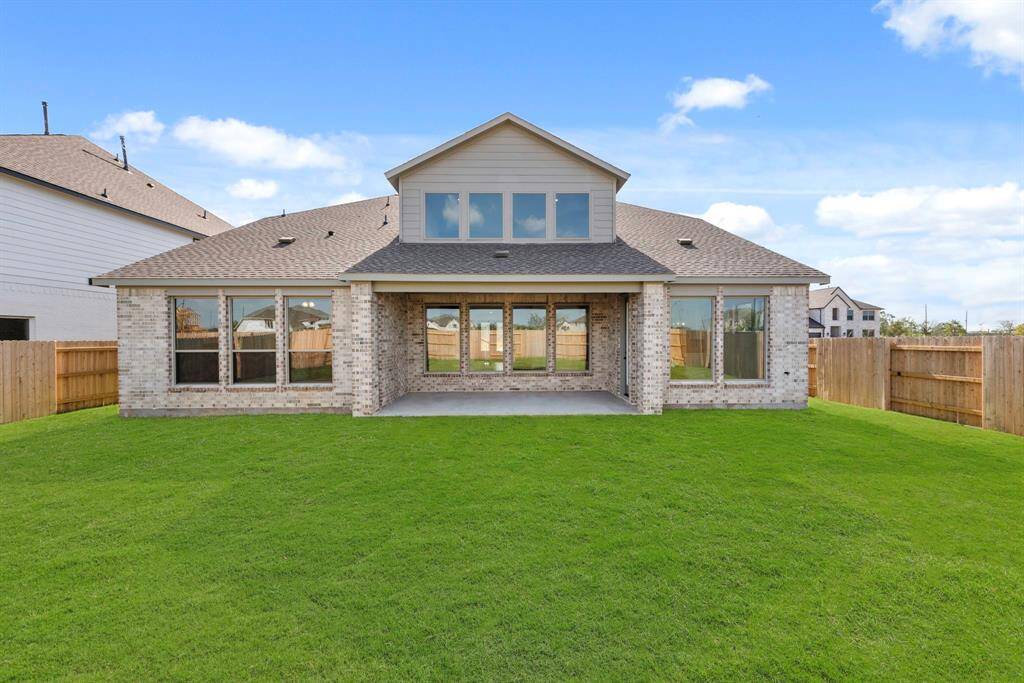 Representative photo. Home under construction. Design selections and colors may vary.