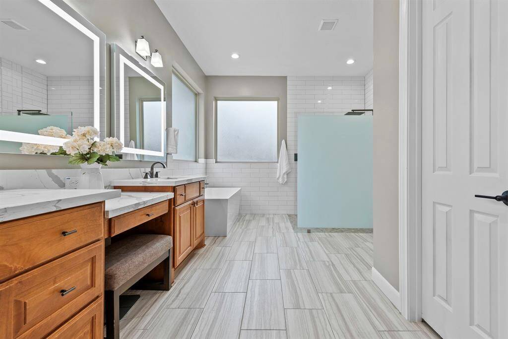 Beautifully updated primary bath ready for new owners to enjoy