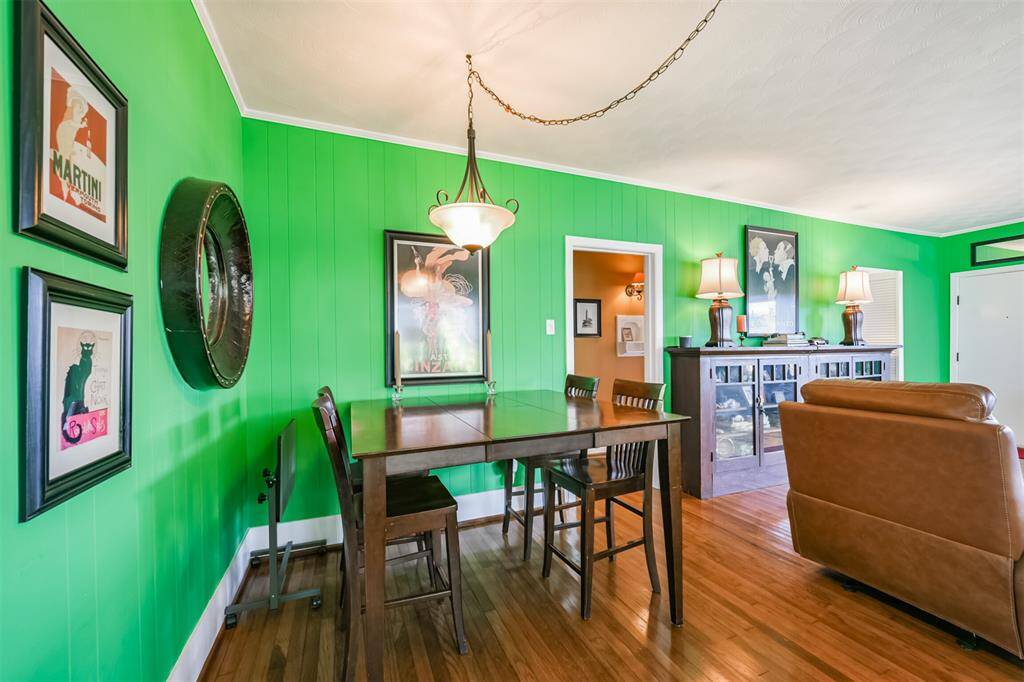 Studio garage apartment