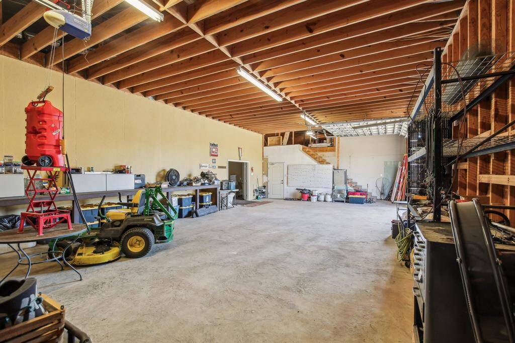 5+ Car garage