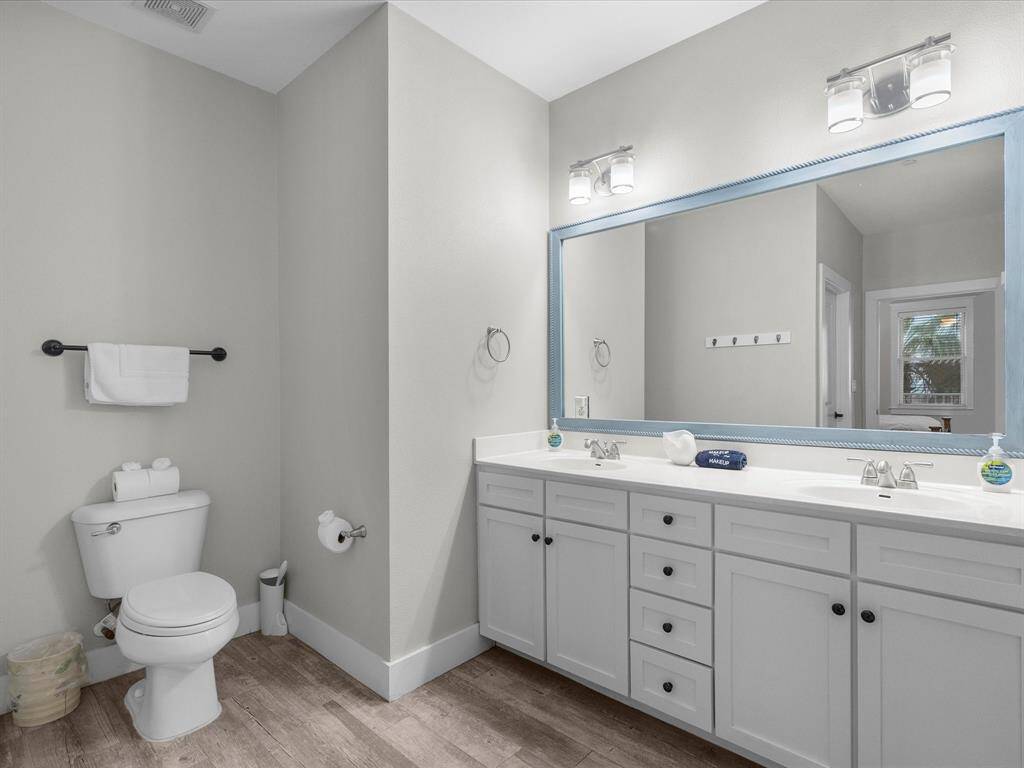 2nd En Suite Full Bath