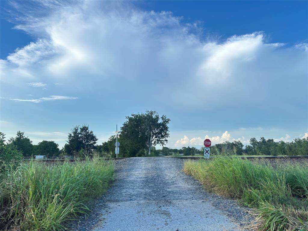 entrance to Hatton Rd off TXHWY36