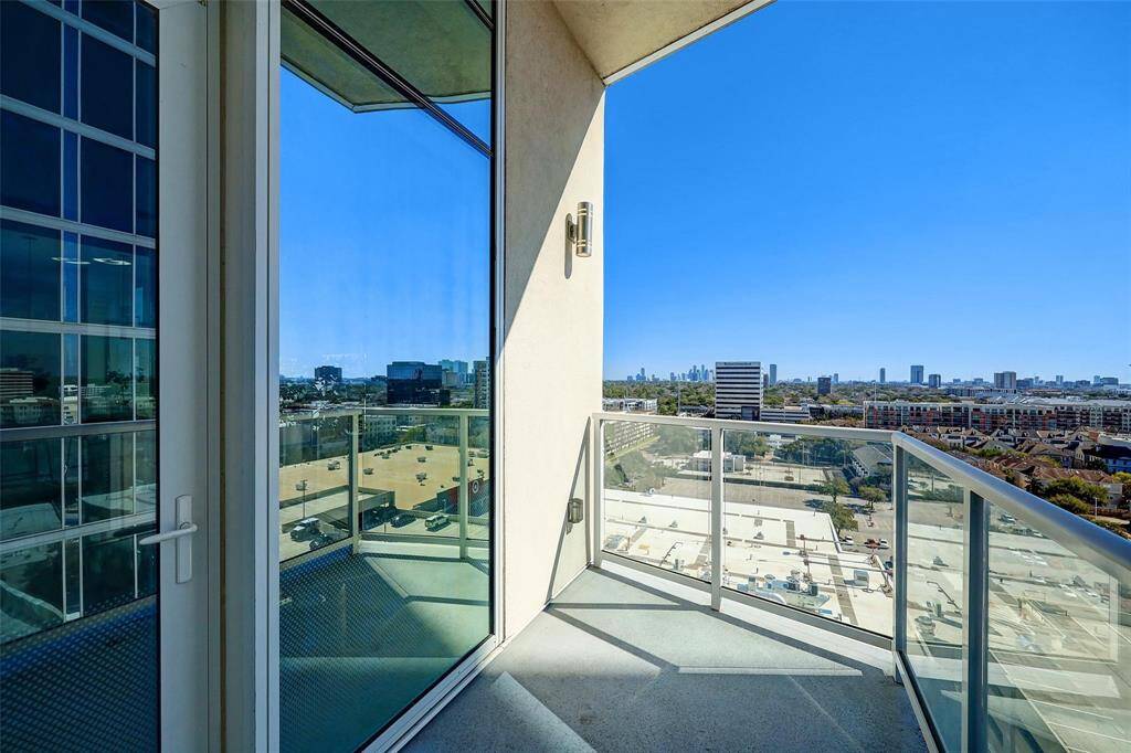 Private Balcony #1