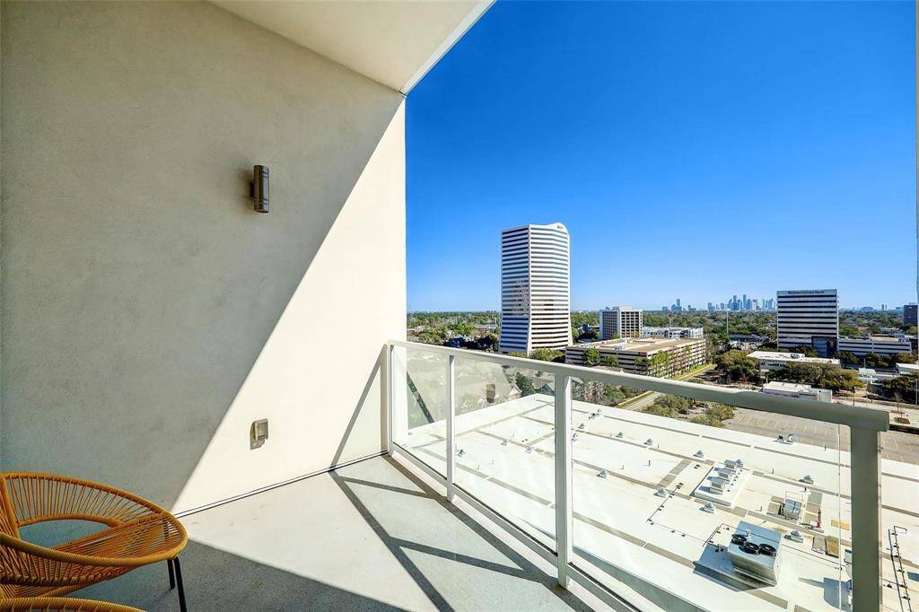 Private Balcony #2