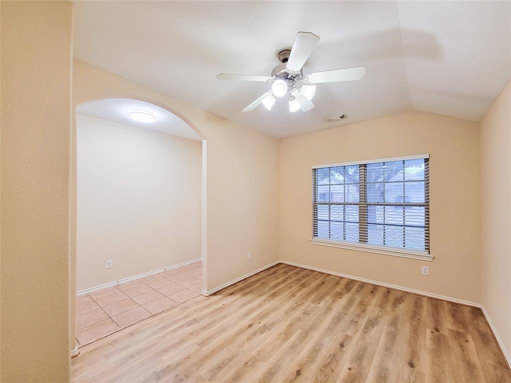 Study/ Home Office or just a flex room.