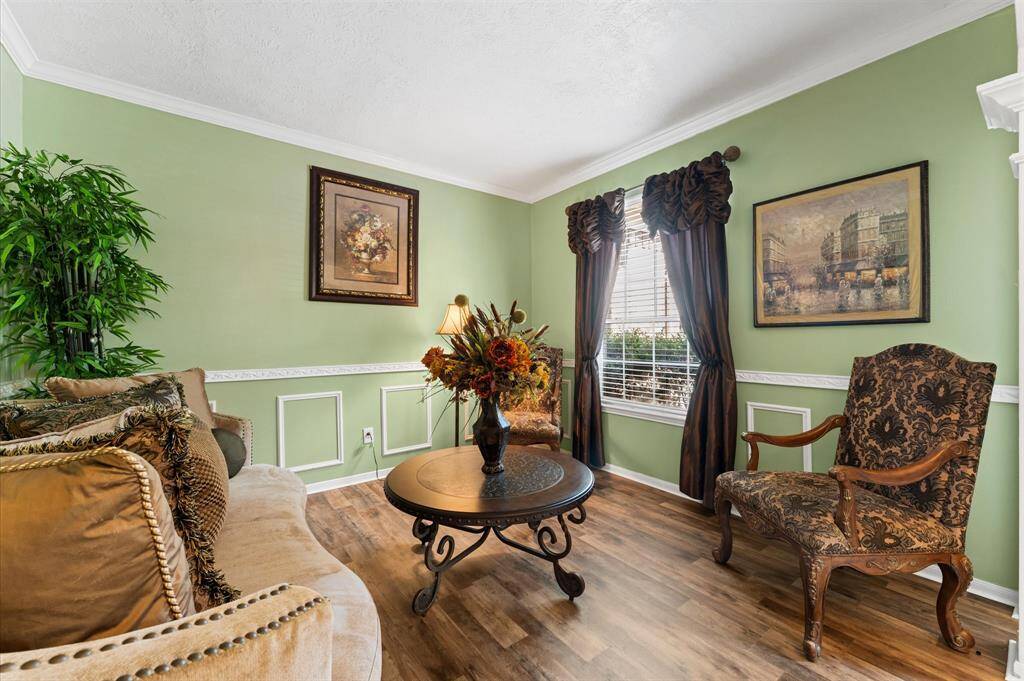 2nd Living Area