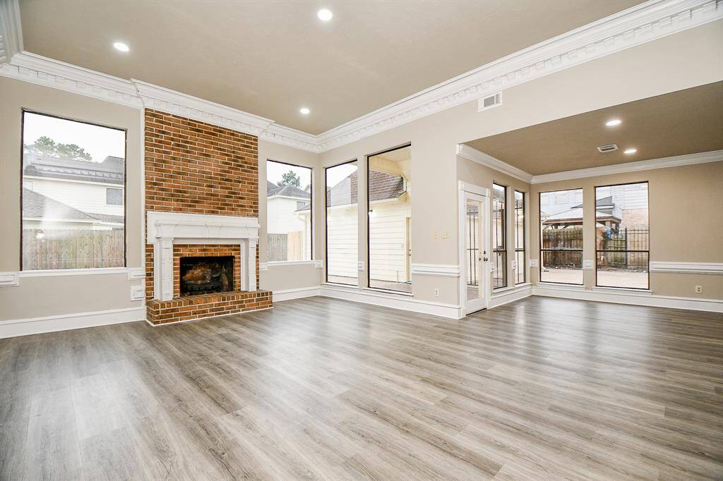 Imagine the gatherings in this incredibly stunning formal dining room!  With luxury design & architecture, you will experience the epitome of refined living!