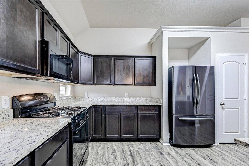 Cabinets Galore