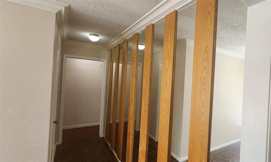 LIVING ROOM & FORMAL DINING ROOM FLOORS REPLACED August 2024!