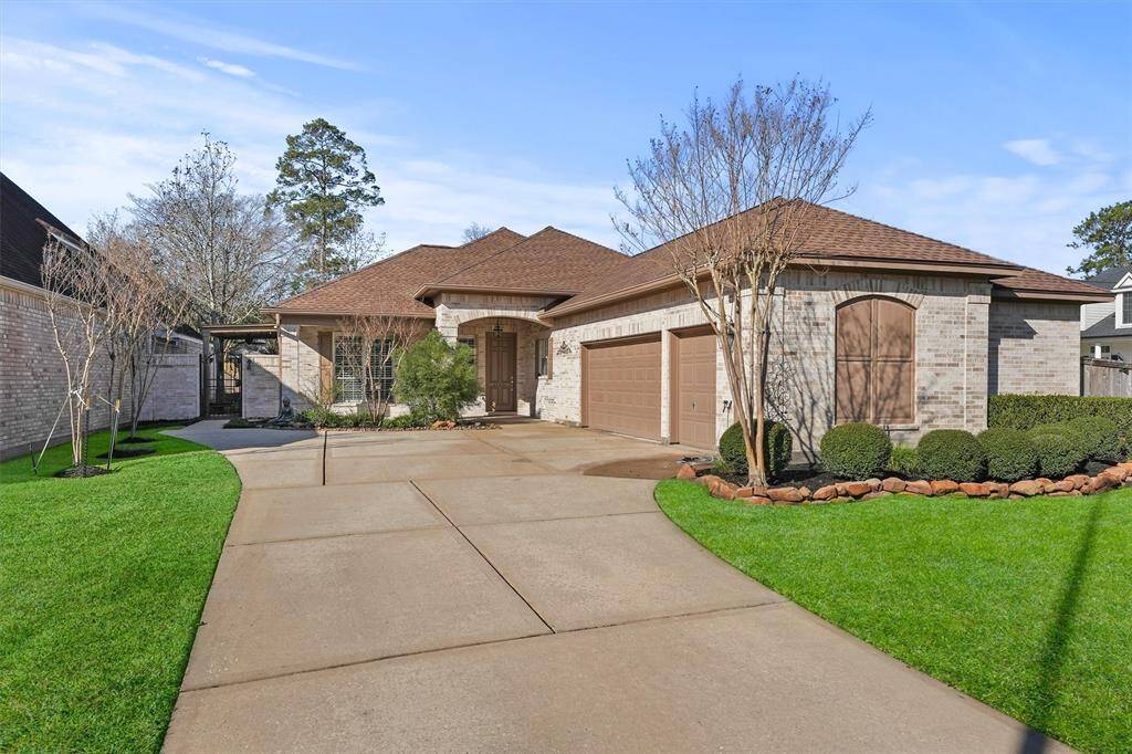 Gorgeous modern 3/2 brick home