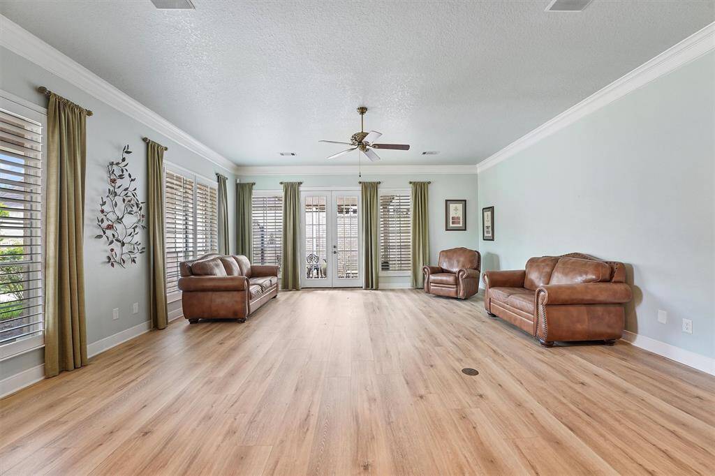 Abundant Living area with lots of natural light