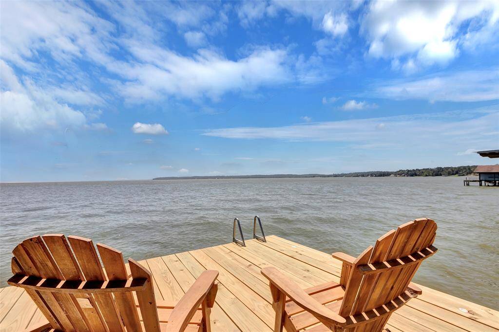 Welcome to your very own paradise on earth!