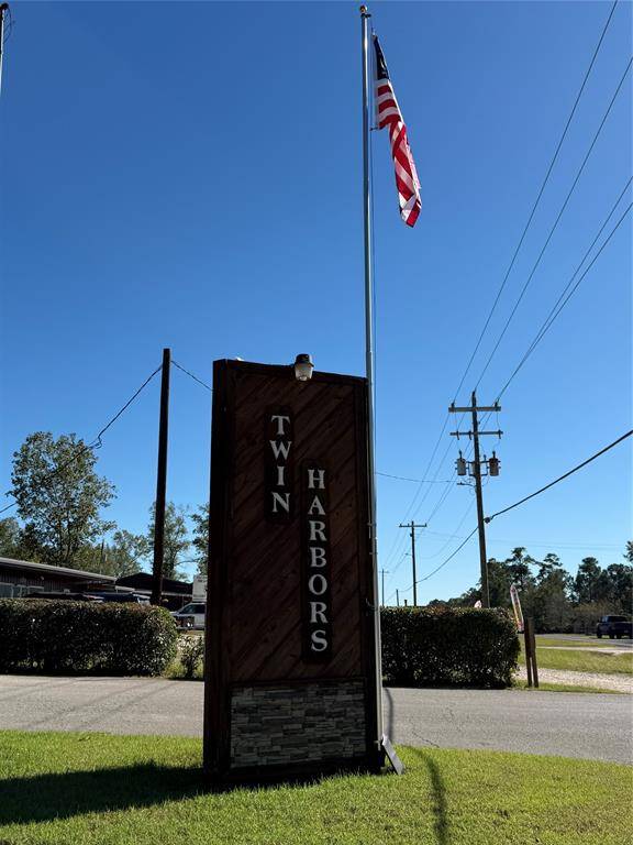 Subdivision Entrance