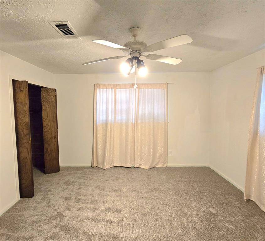 Guest bedroom main