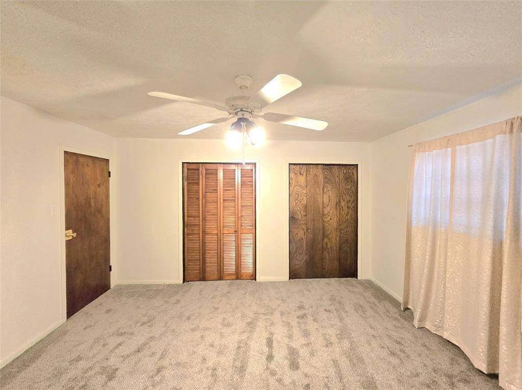 Guest bedroom main