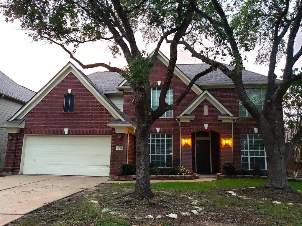 FRONT VIEW 2