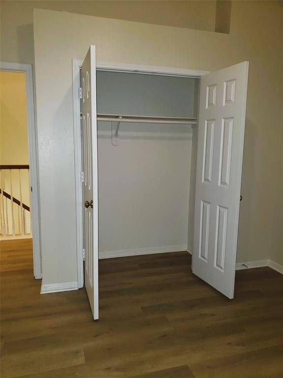 BEDROOM 2 CLOSET