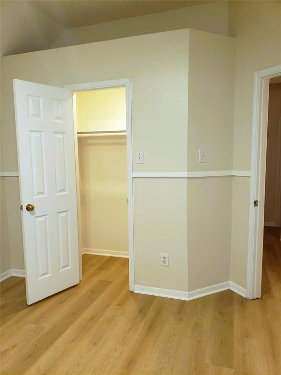 BEDROOM 3 CLOSET