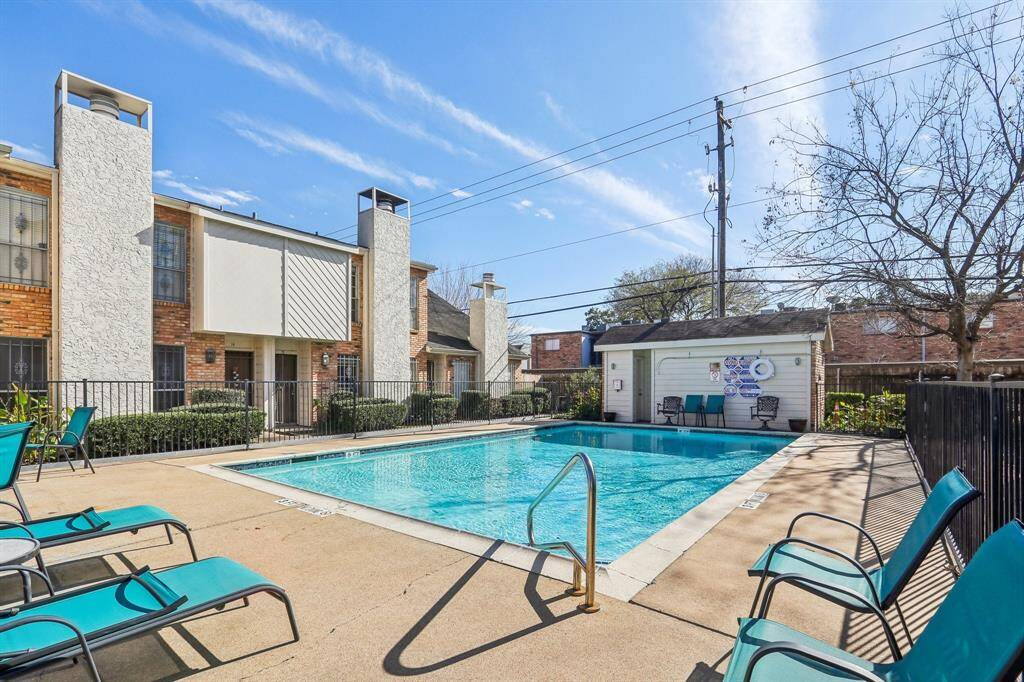 Sparkling pool at your front door