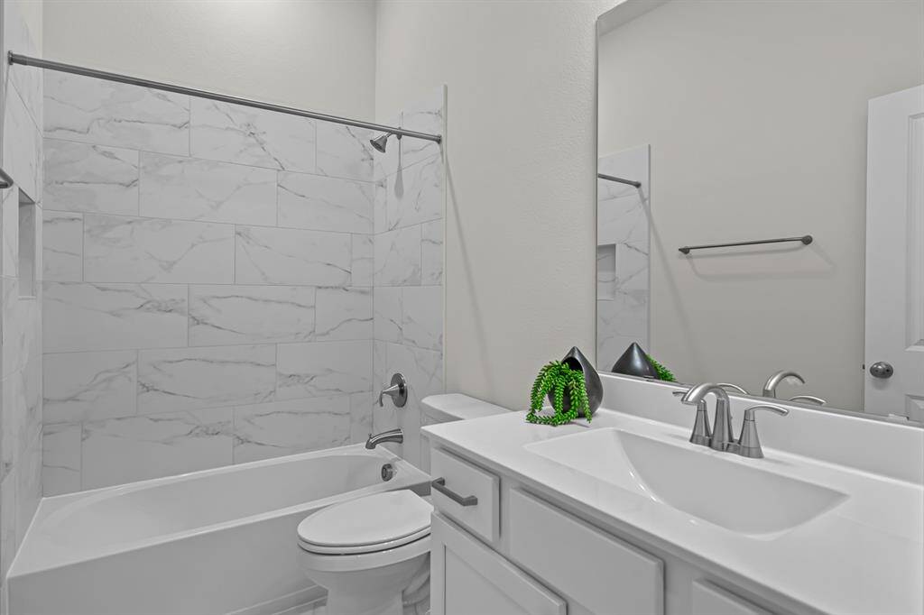 2ndary bath
