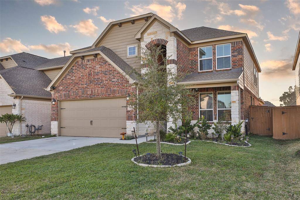 Welcome home! This charming 4-bedroom, 2.5-bathroom house features a dedicated home office and a newly renovated movie room, perfect for work and relaxation. Nestled in a delightful neighborhood, this home is ready to welcome its next owner—make it yours today!
