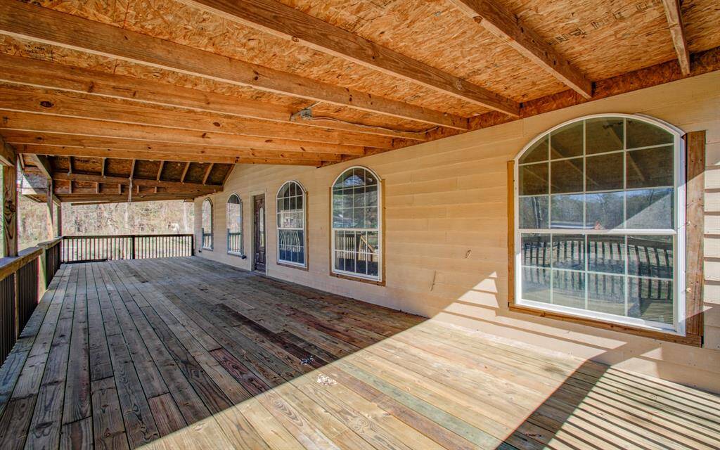 With room to grow both inside and out, this home is the perfect blank canvas for creating your dream space.