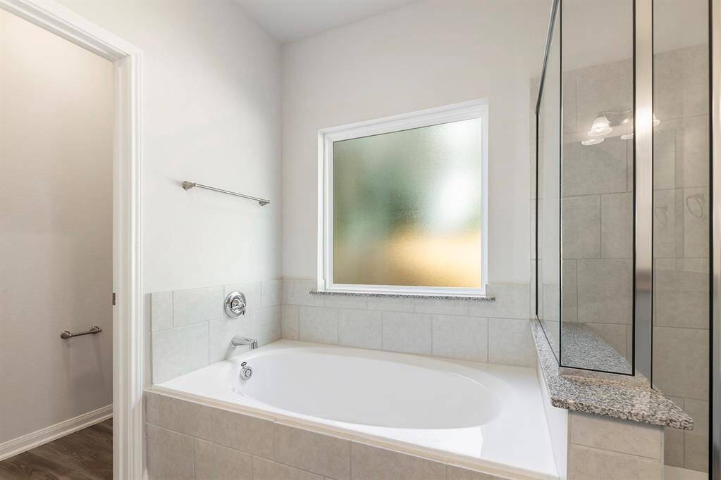 Plenty of light in the en-suite
