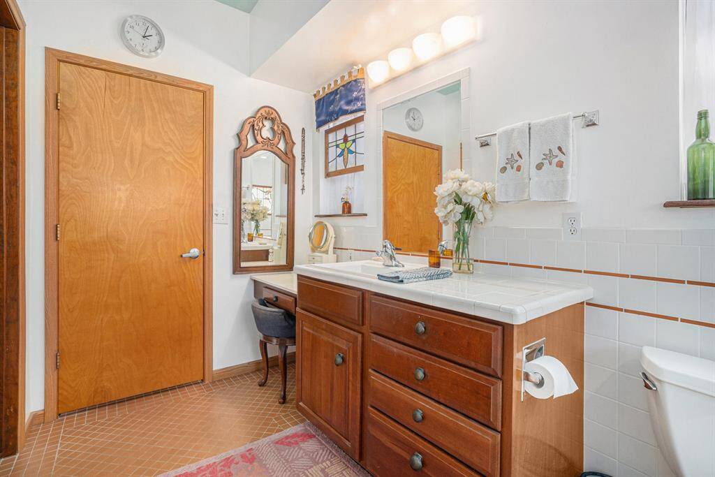 Primary bathroom extra space closet