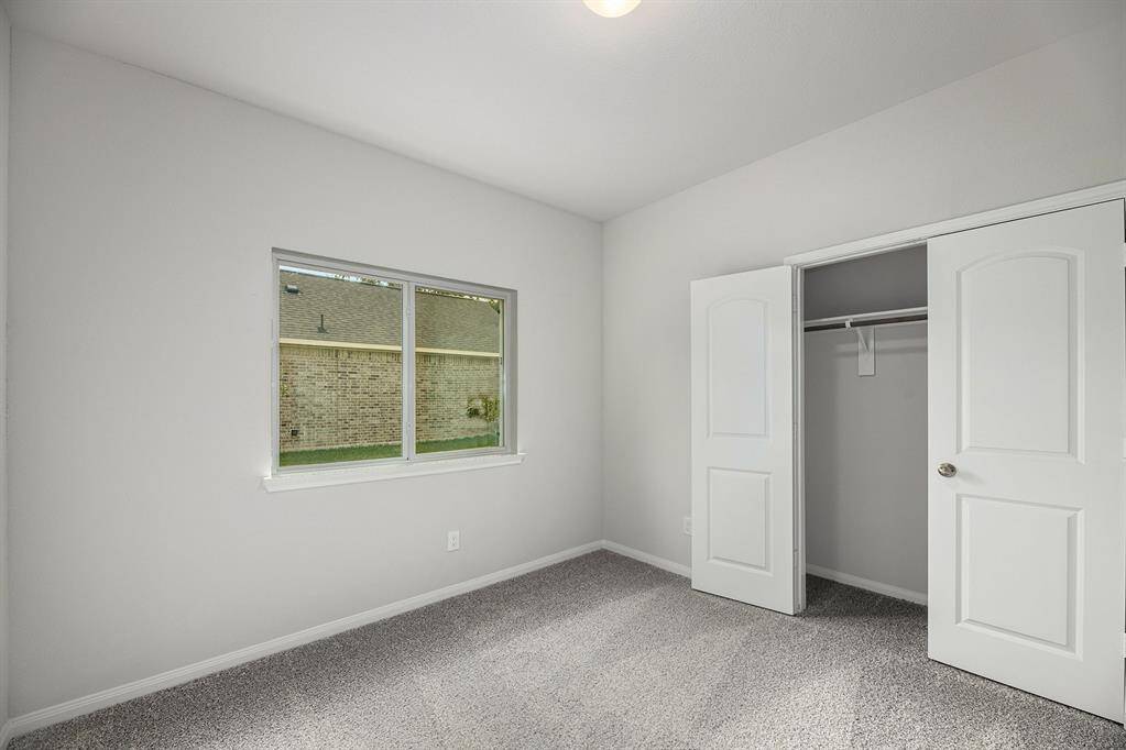 Secondary bedroom