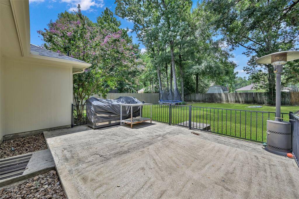 Huge back patio & yard!