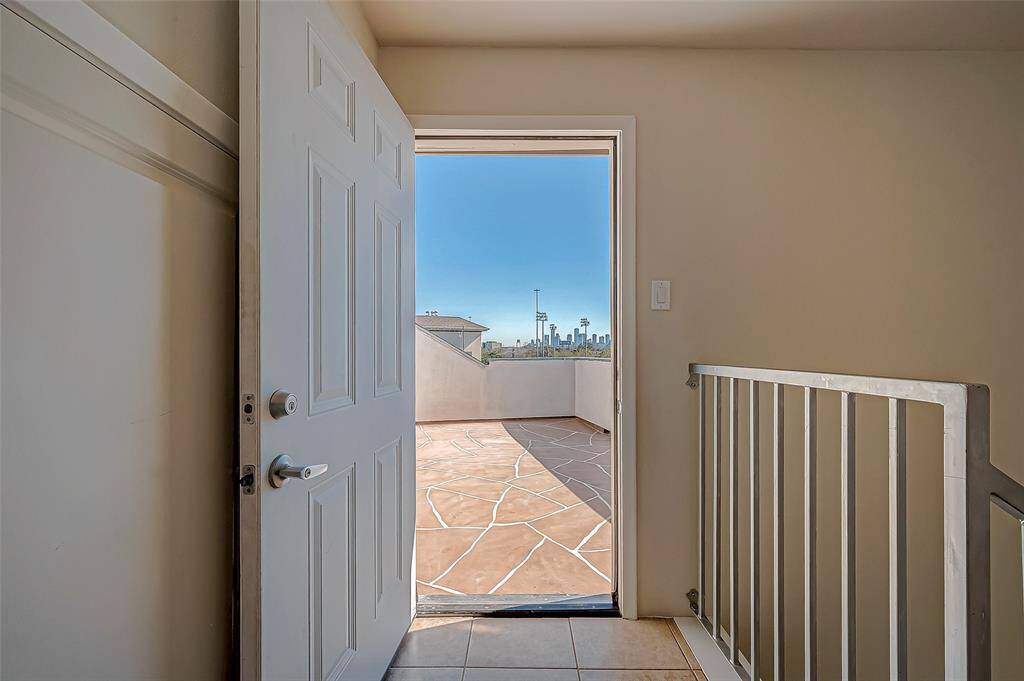 4TH FLOOR ENTRANCE TO PRIVATE ROOF-TOP TERRACE