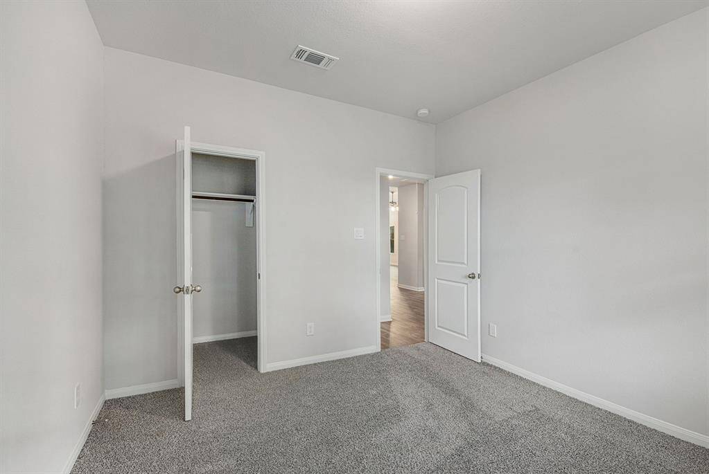 Secondary bedroom